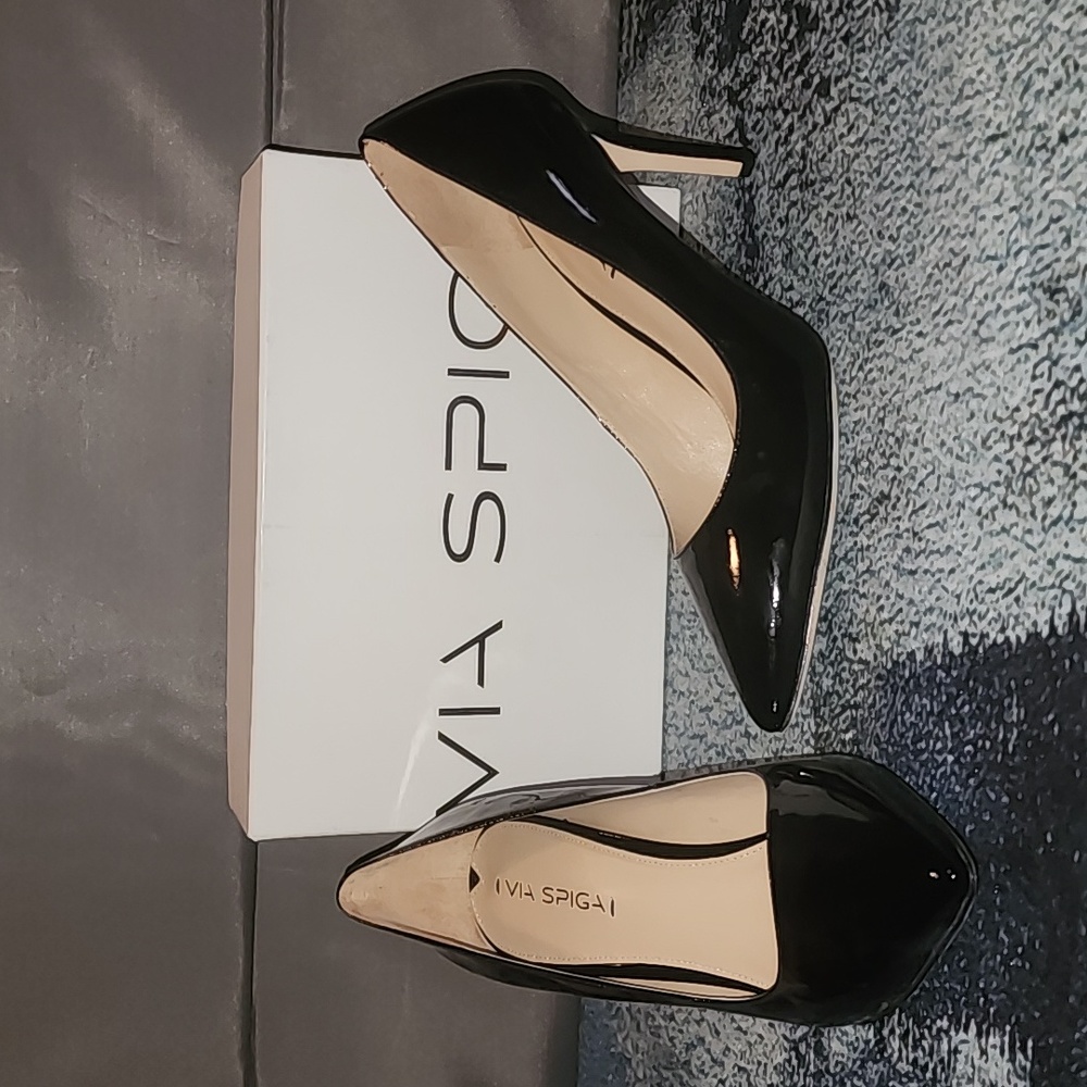 Via Spiga V-Carola Black Heels - Size 9.5 / 9.5M